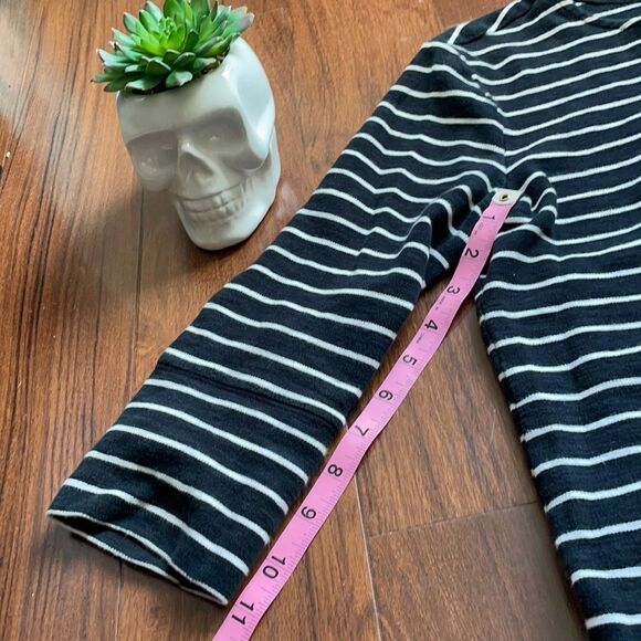 Merona | Black & White Striped 3/4 Sleeve Boatneck Top, Size Small - Picture 13 of 13